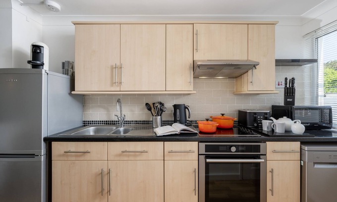 Mawgan Porth Apartamento | 3 Europa Court is a delightful ground-floor apartment in Mawgan Porth