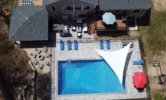North Eastham Casa | 3 casas en una, piscina nueva, a pie de playa, ideal para familias múltiples