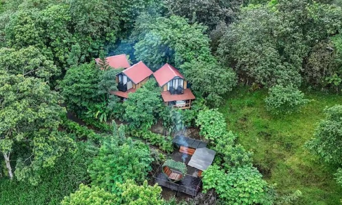 Monterrey Cabina | 3 identical units cabins + plus 1 small villa, pool and 4 jacuzzis