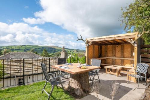 Low Bradley Casa | 3 Ivy Terrace