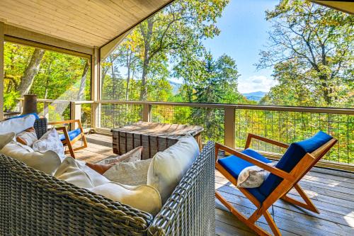 Glenville Casa | 3 Mi to Crossroads Mtn-View Cottage in Cashiers
