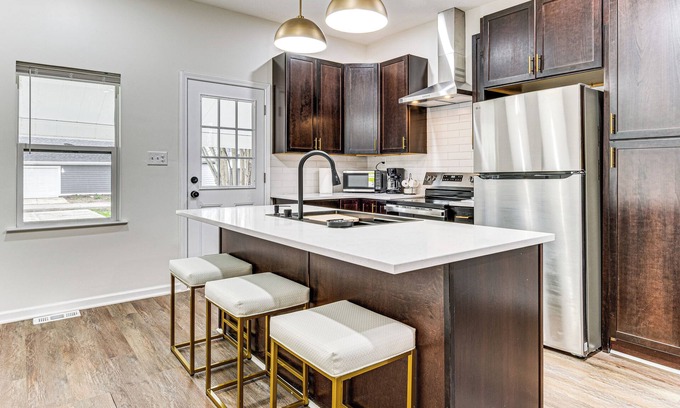 Near Northside Casa | 3 Mi to Downtown: Pet-Friendly Indianapolis Home