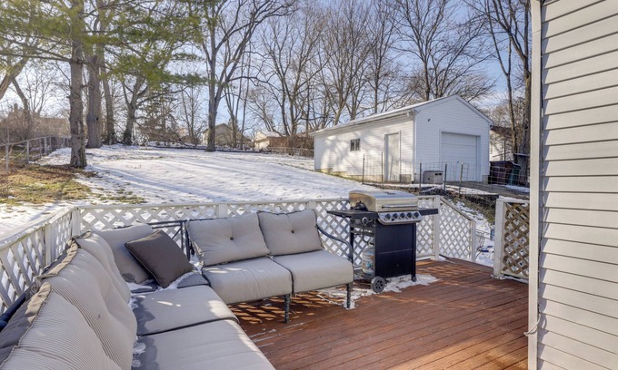 Englewood Casa | 3 Mi to Englewood Dam: Pet-Friendly Home w/ Yard!