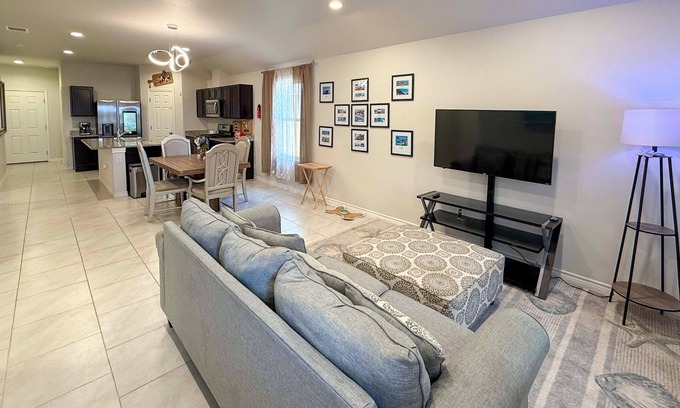 Flour Bluff Casa | 3 Mi to Marina: Pet-Friendly Gem in Corpus Christi
