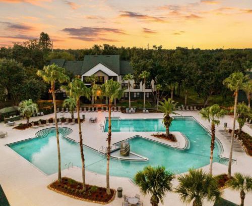Bearss Plaza Apartamento | 3 MI to USF Pool GYM & Pet Friendly