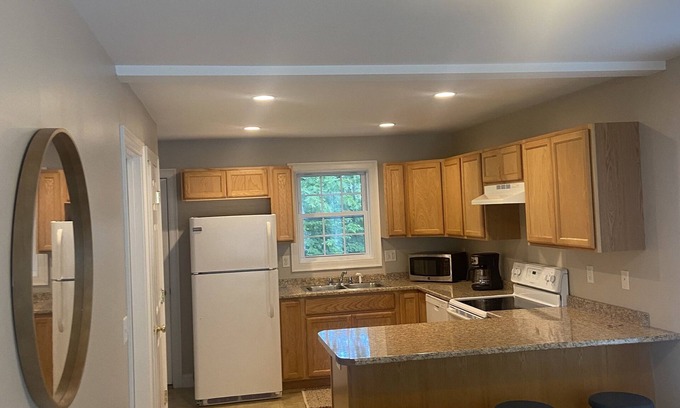 Portland Condominio | 3 miles to In town Portland! Duplex unit 2 bedrooms