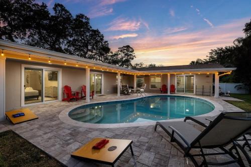 Harbor Bluffs Casa | 3 Mins to Beach Heated Pool Ping Pong Pool Table