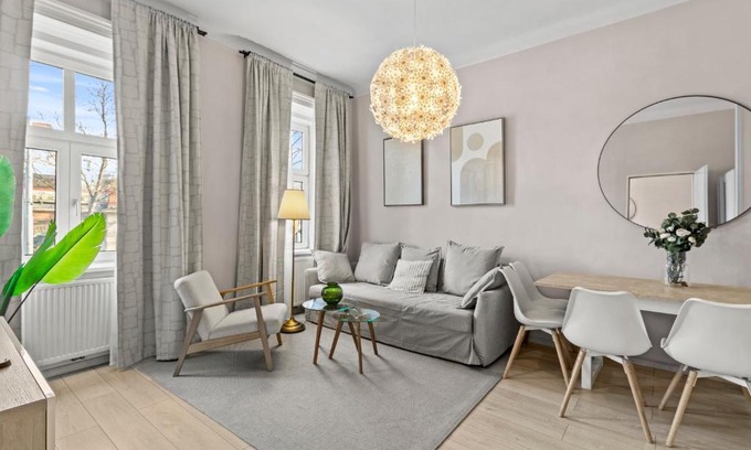 Wahring Apartamento | 3 Minutes to Metro I At Gürtel I Fast Wifi