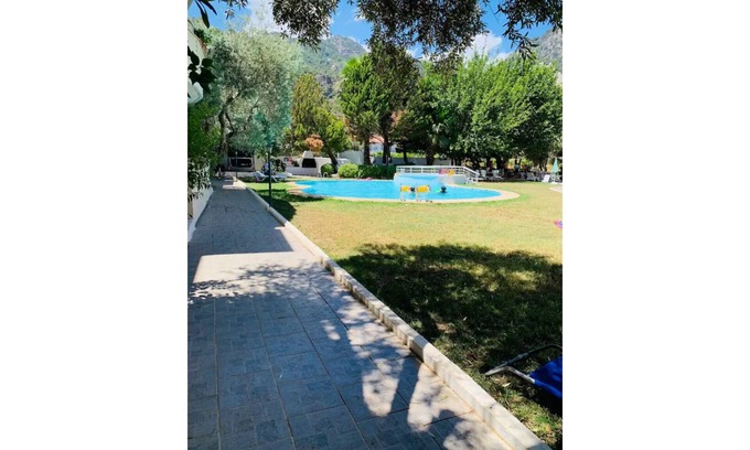 Turunc Apartamento | 3 Minutes to the beach - Fully Furnished, Dedicated Work Space.