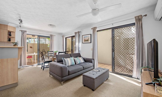 Teneriffe Apartamento | Quiet & Spacious! 1bed/1bath/study/1car~ Teneriffe