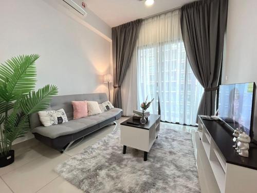 Kuala Lumpur Apartamento | 3 Room Cozy Comfy 1-11 pax Old Klang Road 7 min to Midvalley