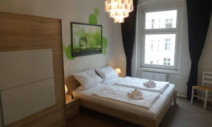 Lichterfelde Apartamento | 3 habitaciones, decoradas de 7 personas, de lujo, "Dahlia"