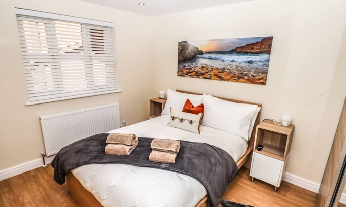 Lytham St. Anne's Cabaña | 3 ROTHBURY PLACE, romantic in Lytham St. Annes