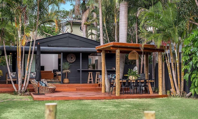 Belongil Casa | 3 Salty Sisters - Are you looking for the perfect Byron Bay beach getaway?