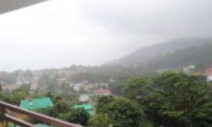 Beau Vallon Apartamento | 3 spacious self catering apartments situated at Beau Vallon