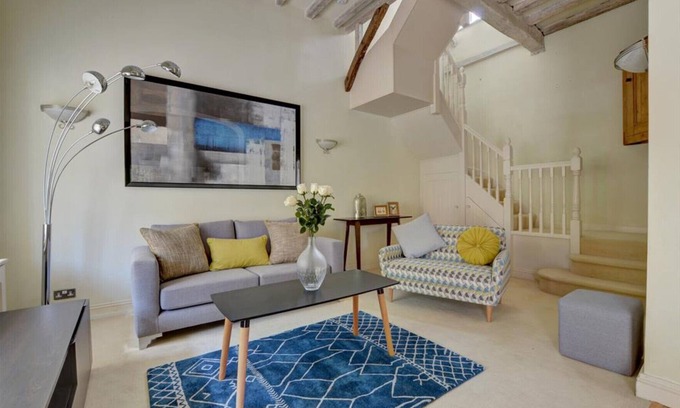 Royal Tunbridge Wells Casa | 3 Stable Mews - Dos Habitaciones Casa, Capacidad 4