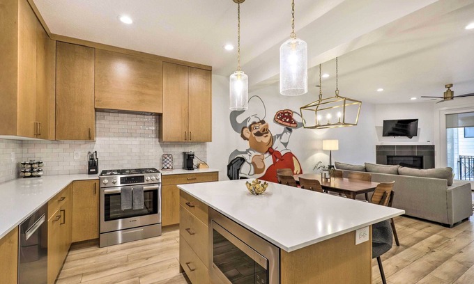 Central Business District Casa | 3-Story Provo Townhome: 1 Mi to BYU!