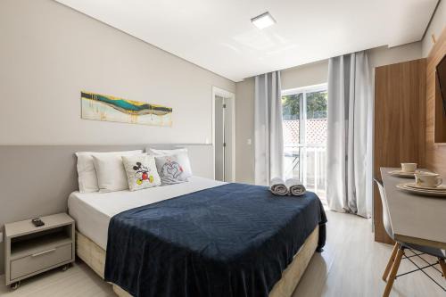 Vista Alegre Apartamento | 3-Studio lindamente decorado! Ideal para casal!