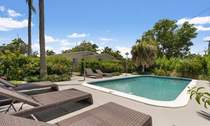 Croissant Park Apartamento | #3 · Studio with 70 inch TV in downtown For Lauderdale!
