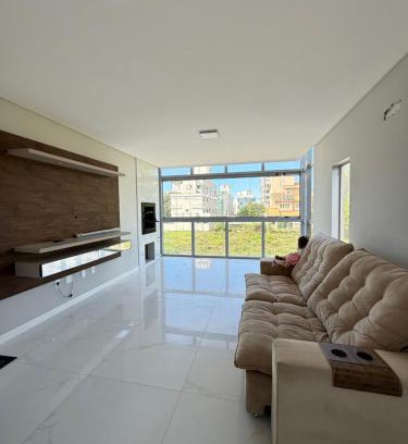 Mariscal Apartamento | 3 suítes a 150m do mar na Praia Mariscal