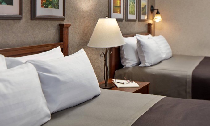 San Simeon Hotel | 3 Units | Experience Scenic Oceanfront View from Outdoor Firepit