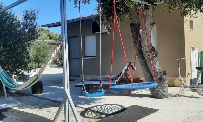 Razanj Apartamento | 30 m² Apartamento ∙ 4 huéspedes