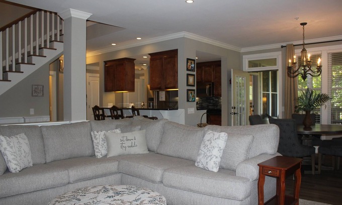 Lake Oconee Condominio | Reynolds, Lake Club, Fronts Golf, a 15 minutos a pie de The Ritz, todos los KING BEDS