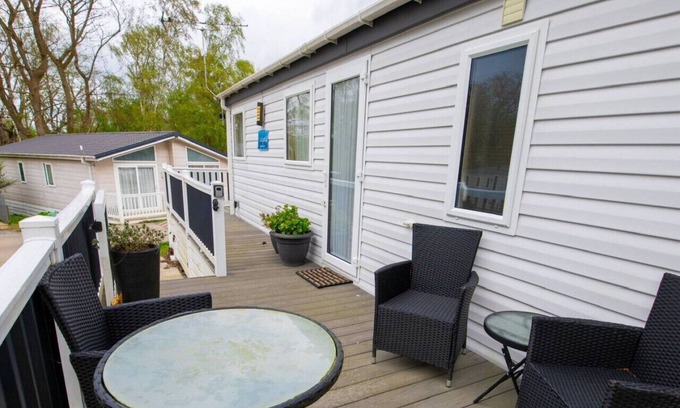 St Leonards-On-Sea Alquiler De RV | 30 Redwood Lodge, Beauport Park