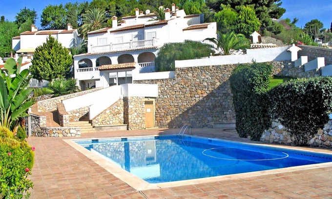 Velilla-Taramay Otro | 300 m² Alojamiento ∙ 6 habitaciones ∙ 12 huéspedes