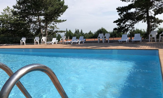 Durfort Apartamento | 300 metros de la playa de Lac de St Ferréol, alquiler en la planta baja de una casa