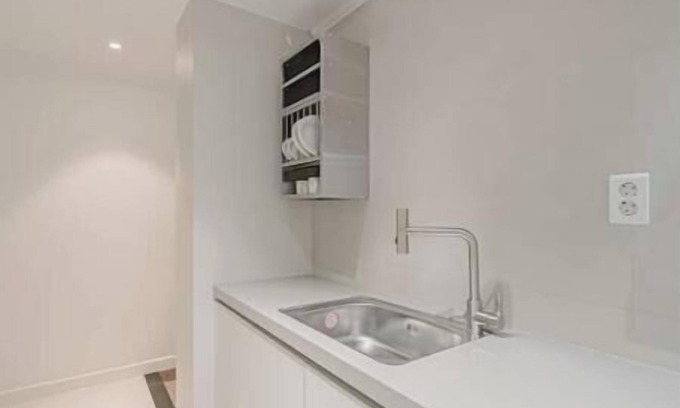 Nonhyeon-dong Apartamento | 302 Apgujeong 2nd, 1-Bed Room 1 Bath Queen-bed