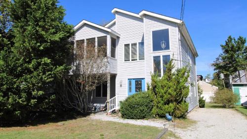 Cape May Point Casa | 302 Brainard Ave