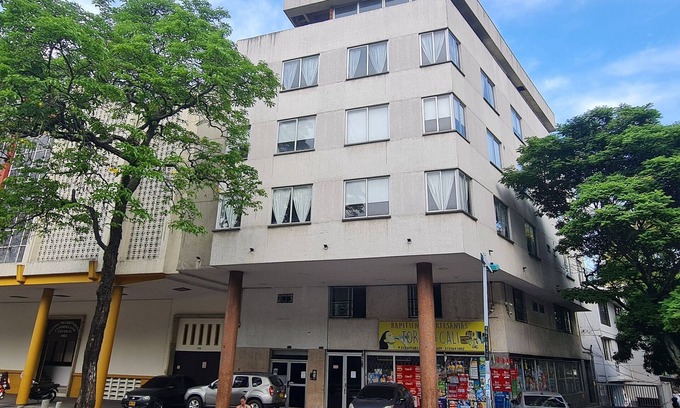 Cali Apartamento | 302 Moderno Aparta-Suite en Versalles Tipo Loft - Cali Tower Suites & Lofts