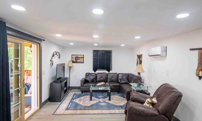 Chattanooga Apartamento | 30d+ Two bedroom apartment, each with private bathroom, down town Chattanooga.