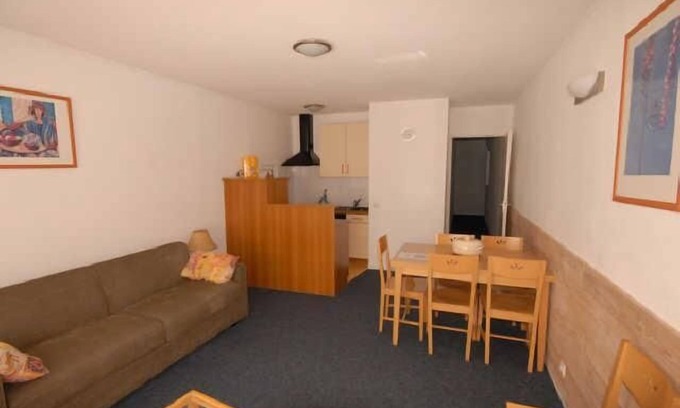 Eaux-Bonnes Apartamento | 30m del centro estación, 2.o piso, vista pistas, fitness, piscina, sauna, tv, local para esquís