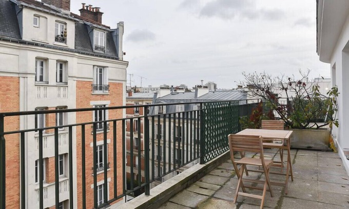 Parchamp–Albert Kahn Apartamento | 31 m² fully renovated love nest