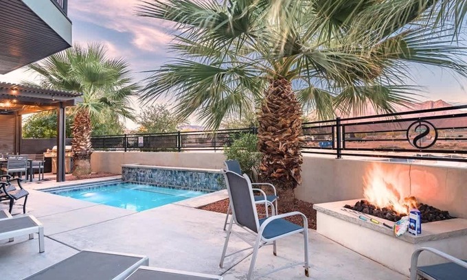 Santa Clara Casa | ¡Nuevo hogar! Piscina privada * Jacuzzi privado * Hoyo de fuego