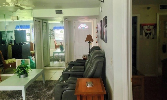 Lutz Condominio | 3104 - A 1 bedroom condo at Paradise Lakes Clothing Optional Resort