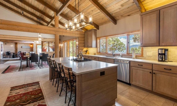 Loghill Village Casa | 317 Tower Combo
