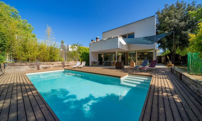 Argentona Villa | 318 m² Villa ∙ 4 habitaciones ∙ 8 personas
