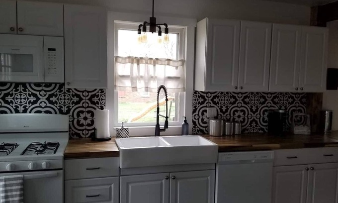 Waukee Casa | 3191 Centrally Located Cozy Piece of History.