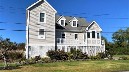 West Cape May Casa | 324 First Ave