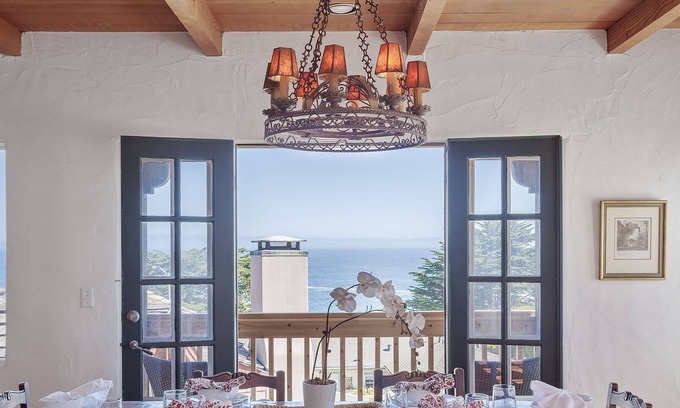 Pacific Grove Casa | 3263 Villa By The Sea 3 Bedroom Townhouse by Redawning