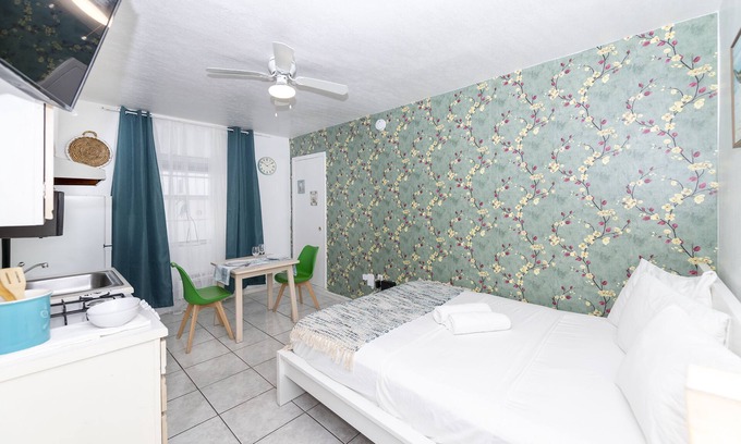 South of Fifth Apartamento | 335 Ocean Walk Apartments