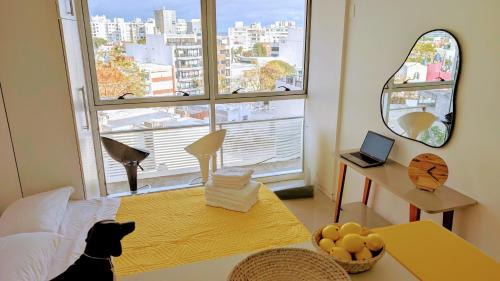 Pocitos Apartamento | 3375 Home - A pasos de Montevideo Shopping, la playa y WTC