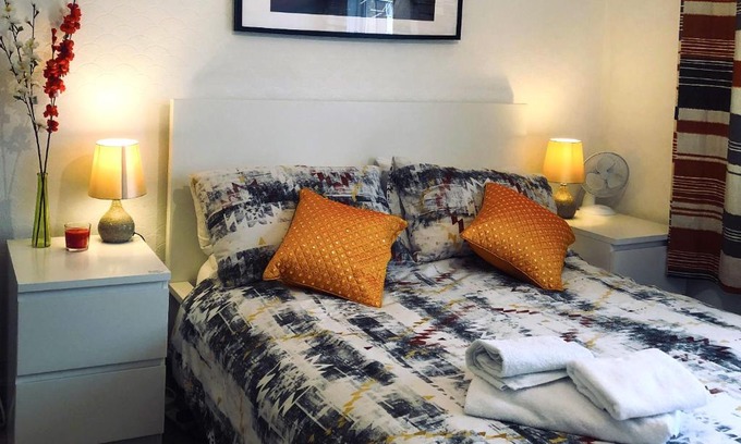 Stanwell Casa | 33SM-12 Dreams Unlimited Serviced Accommodation- HeathrowStanwell