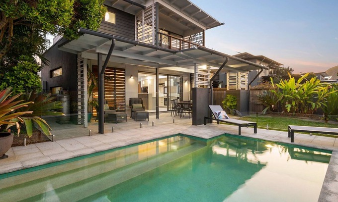 Mount Coolum Casa | 34 Boardrider Crescent