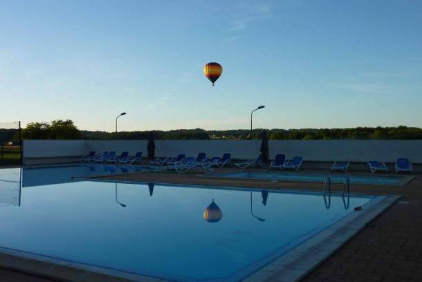 Sainte-Nathalene Alquiler De RV | 340 ft² Mobile home