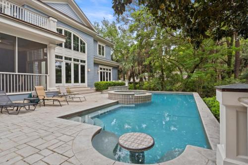 West Beach Casa | 340 Low Oak Woods Road by Akers Ellis Rentals