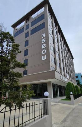 Bang Phlat Hotel | 35 Bow Hotel